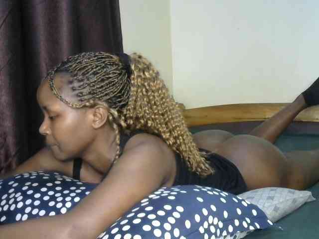 Sweetroshana webcam