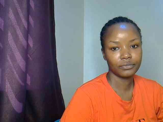 Sweetroshana webcam