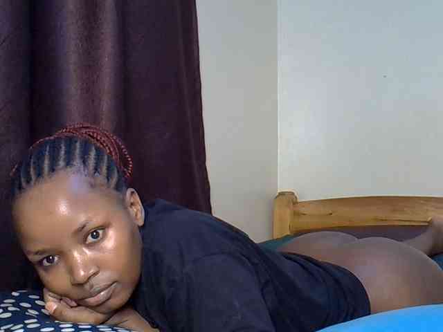 Sweetroshana webcam