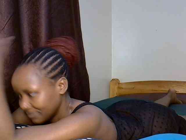 Sweetroshana webcam