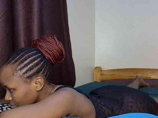 Sweetroshana webcam