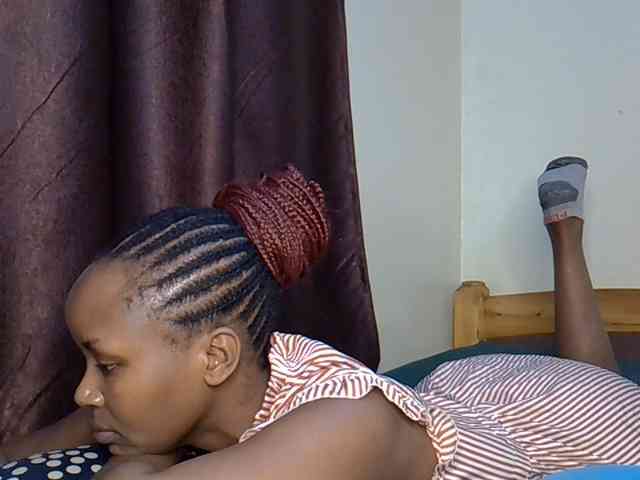 Sweetroshana webcam