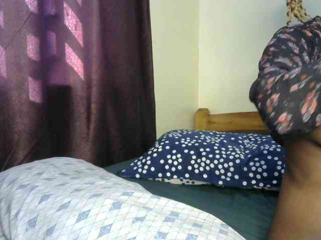 Sweetroshana webcam