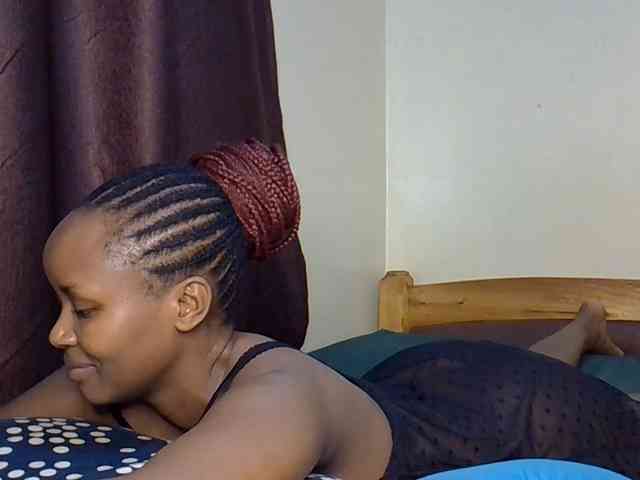 Sweetroshana webcam