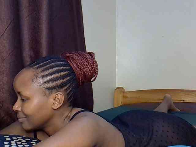 Sweetroshana webcam