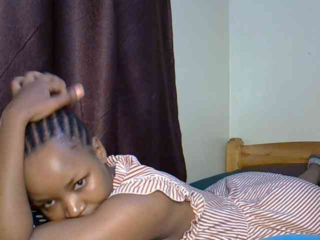 Sweetroshana webcam