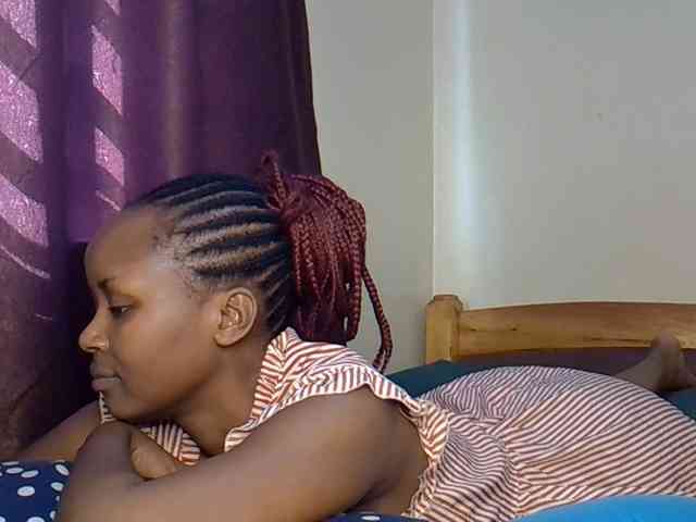 Sweetroshana webcam
