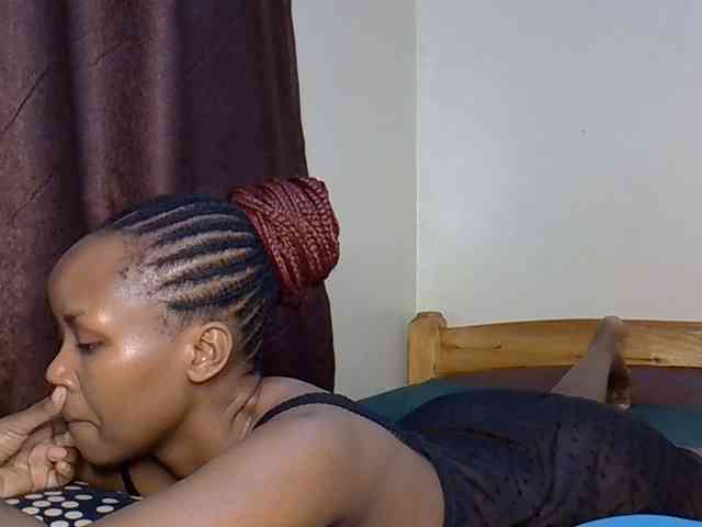 Sweetroshana webcam