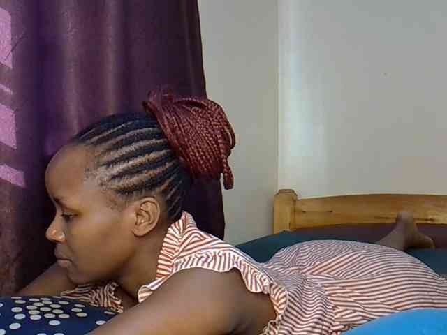Sweetroshana webcam