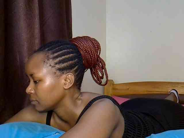 Sweetroshana webcam