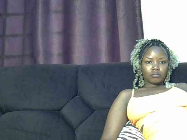 Sweetroshana webcam