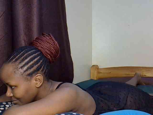 Sweetroshana webcam