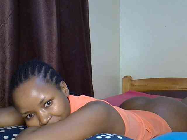 Sweetroshana webcam