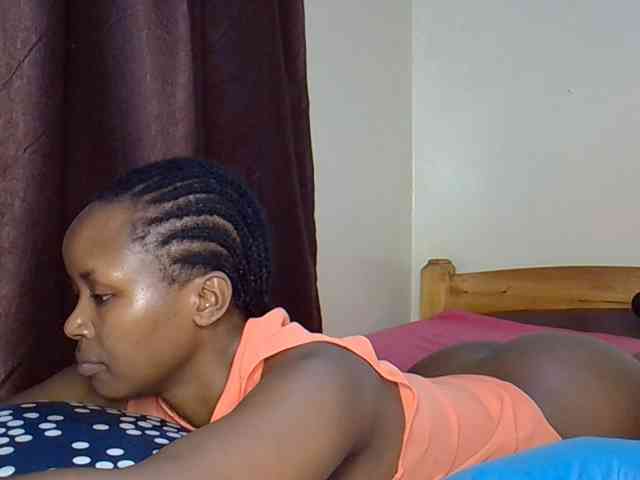 Sweetroshana webcam