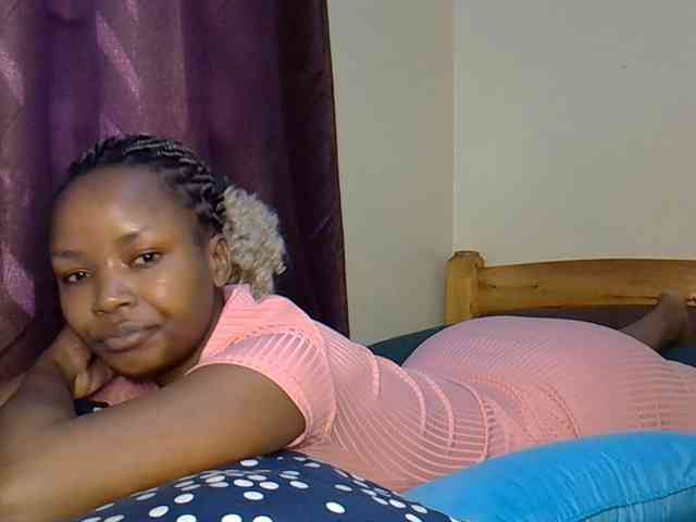 Sweetroshana webcam