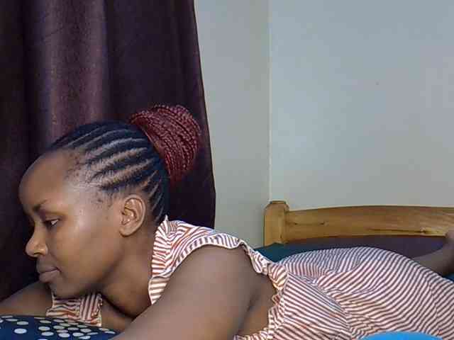 Sweetroshana webcam