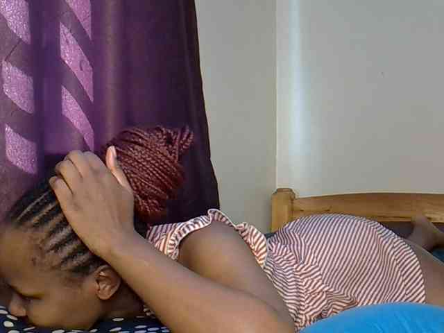 Sweetroshana webcam