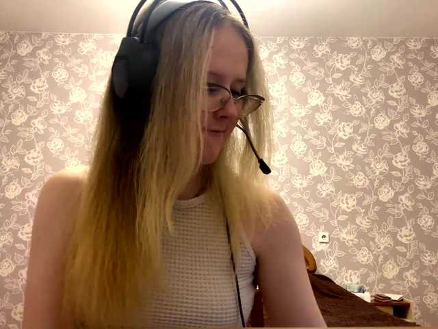 LaceyCockrell's BongaCams show and profile