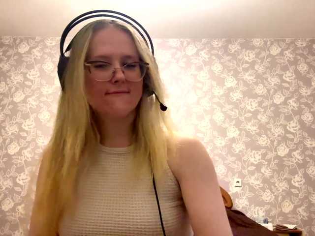 LaceyCockrell's BongaCams show and profile