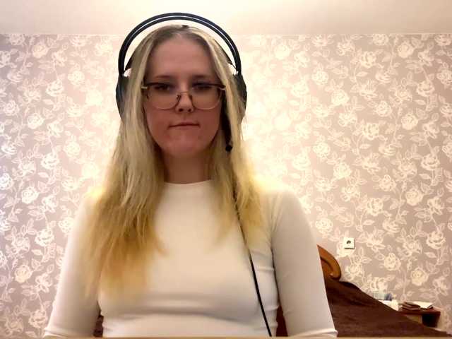 LaceyCockrell's BongaCams show and profile