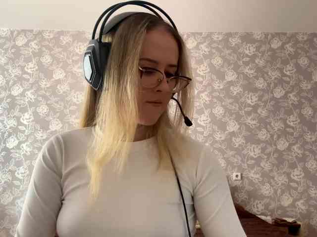 LaceyCockrell webcam