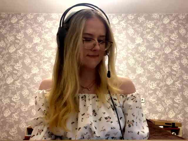 LaceyCockrell webcam