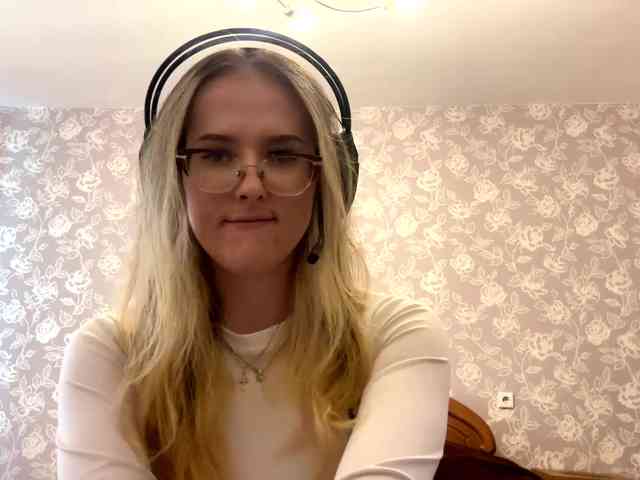 LaceyCockrell webcam