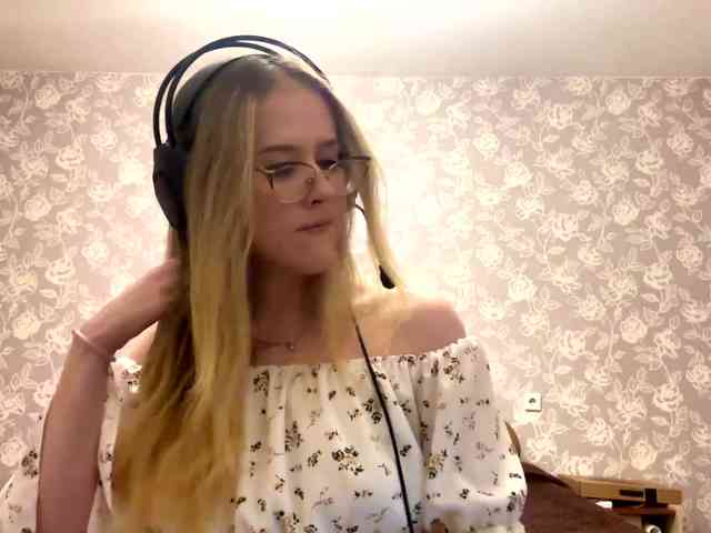 LaceyCockrell webcam