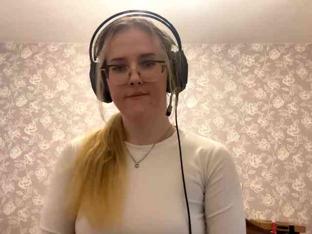 LaceyCockrell webcam