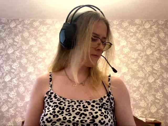 LaceyCockrell webcam