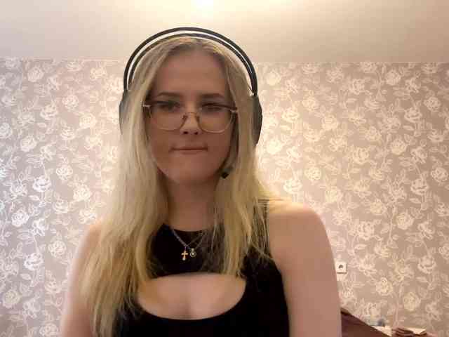 LaceyCockrell webcam