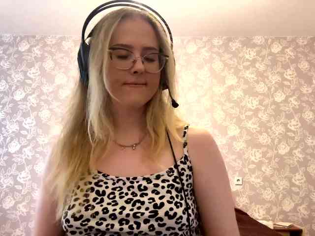 LaceyCockrell webcam