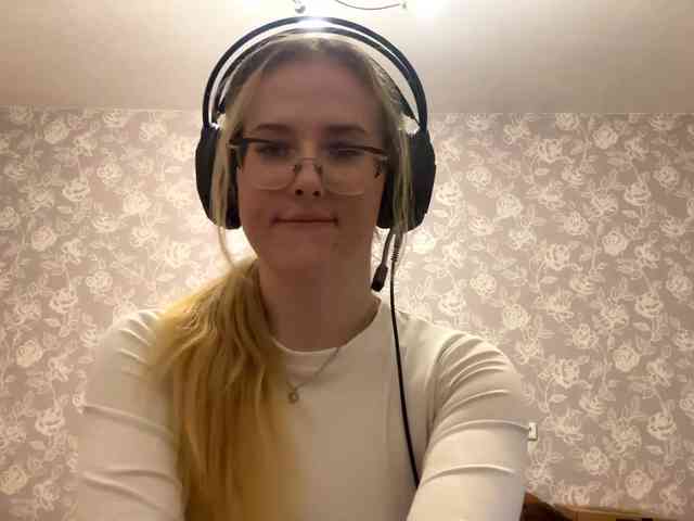 LaceyCockrell webcam