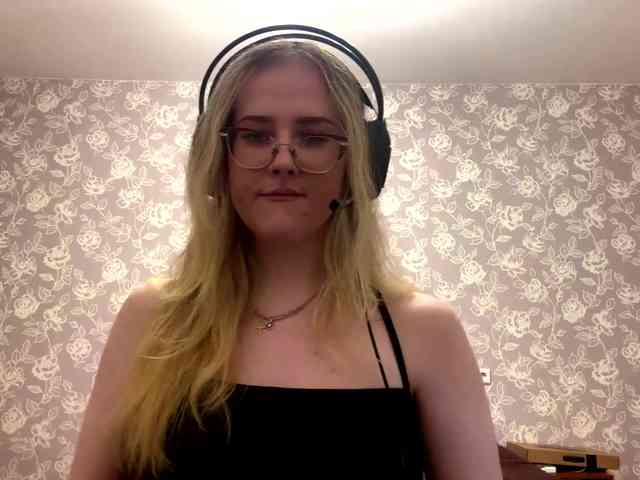 LaceyCockrell webcam