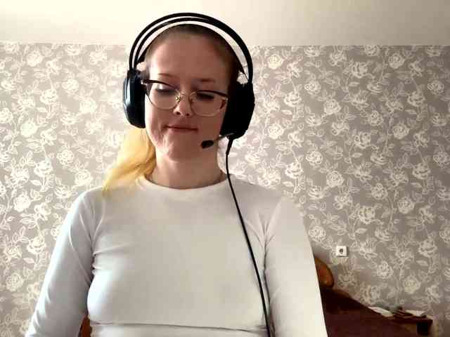 LaceyCockrell webcam