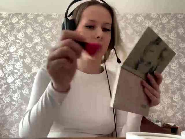 LaceyCockrell webcam