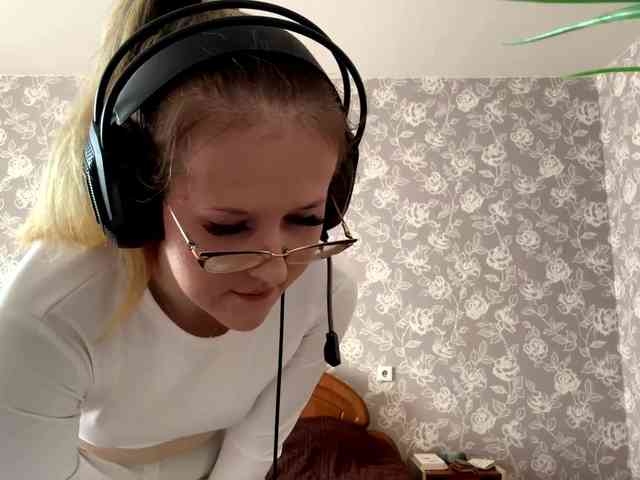 LaceyCockrell webcam