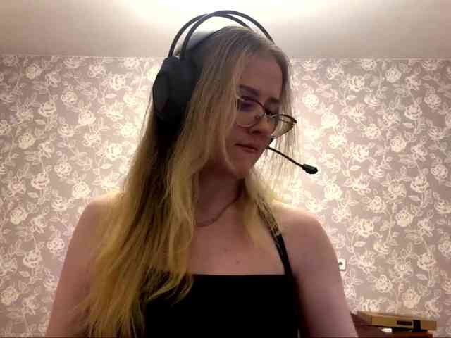 LaceyCockrell webcam