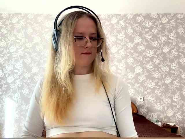 LaceyCockrell webcam