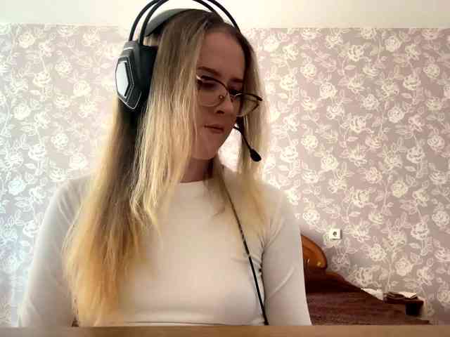 LaceyCockrell webcam