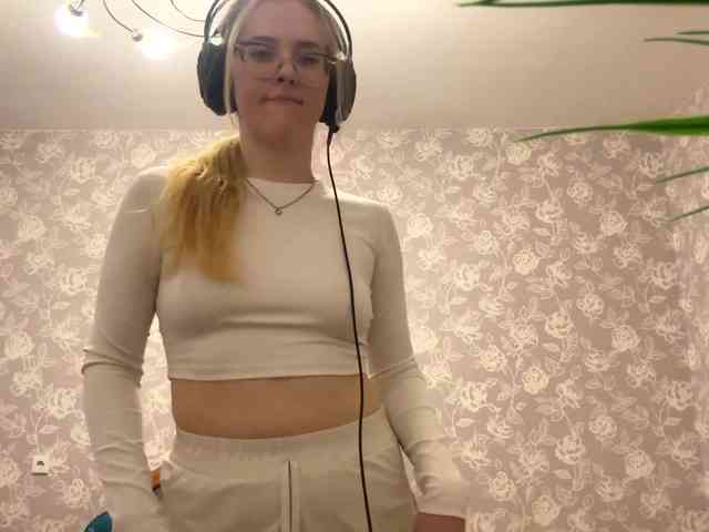 LaceyCockrell webcam