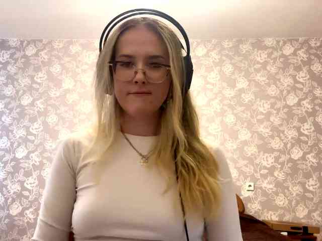 LaceyCockrell webcam