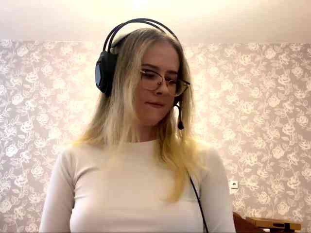 LaceyCockrell webcam