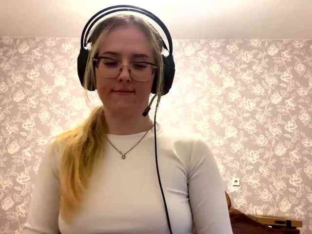 LaceyCockrell webcam