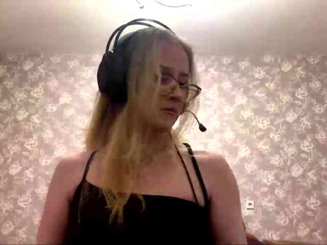 LaceyCockrell webcam