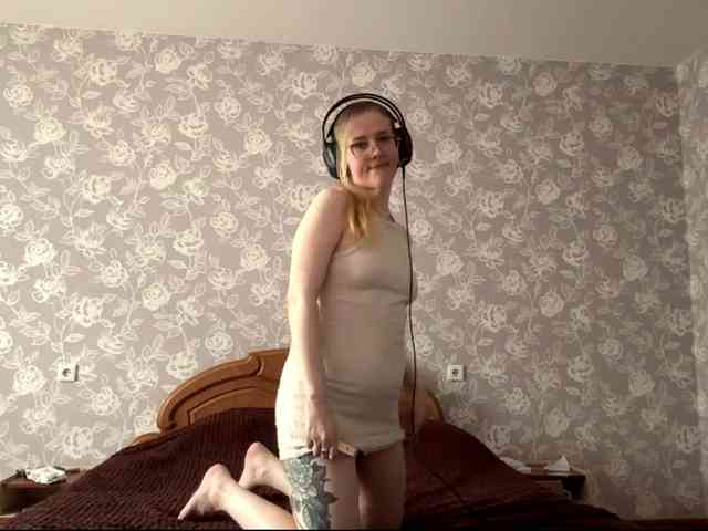 LaceyCockrell webcam