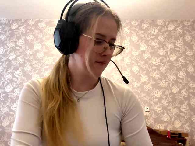 LaceyCockrell webcam