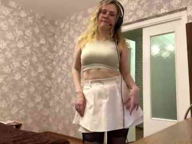 LaceyCockrell webcam