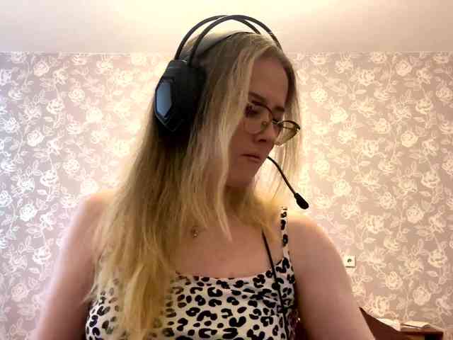 LaceyCockrell webcam