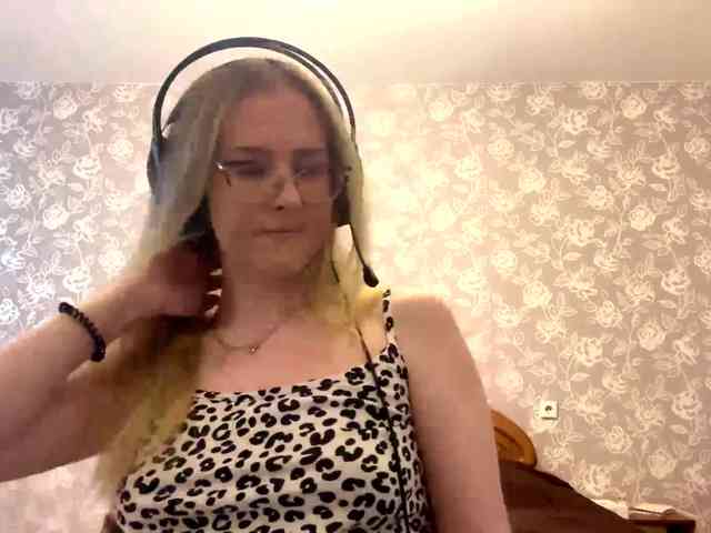 LaceyCockrell webcam